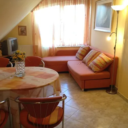 Babati Apartmanhaz *